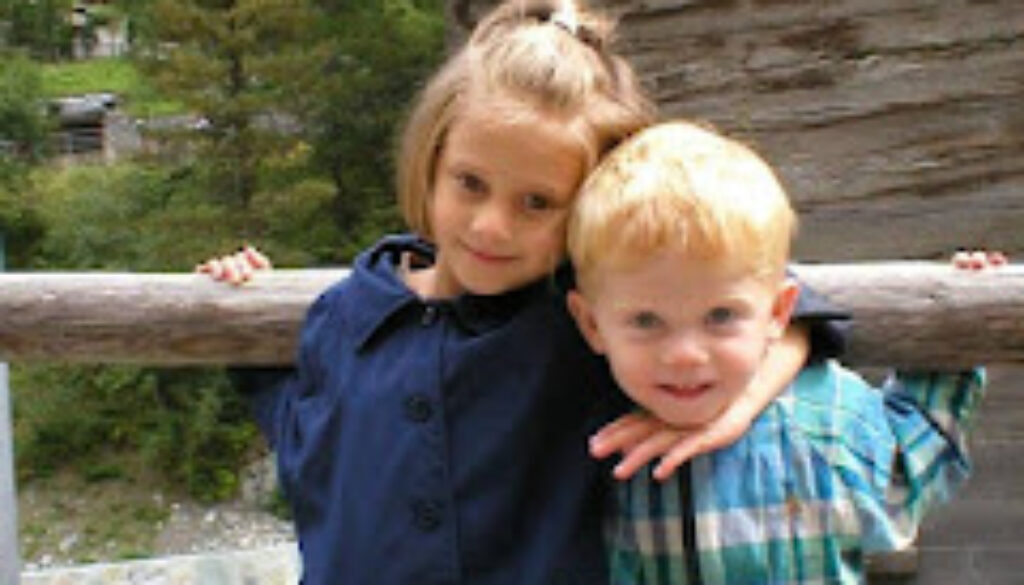 „Why old friends and family are so important after a brain injury“