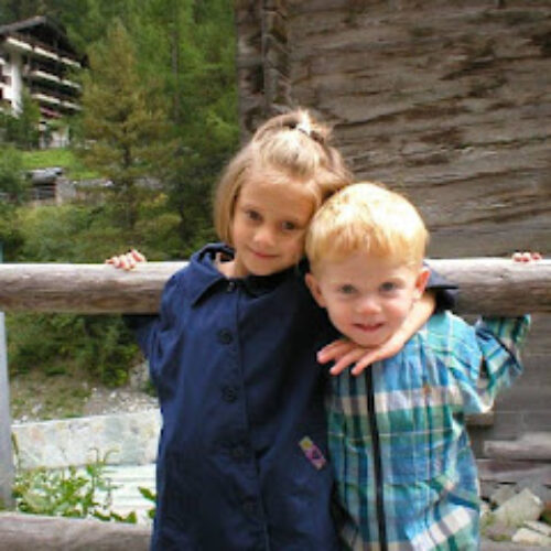 „Why old friends and family are so important after a brain injury“