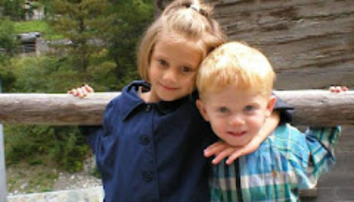 „Why old friends and family are so important after a brain injury“